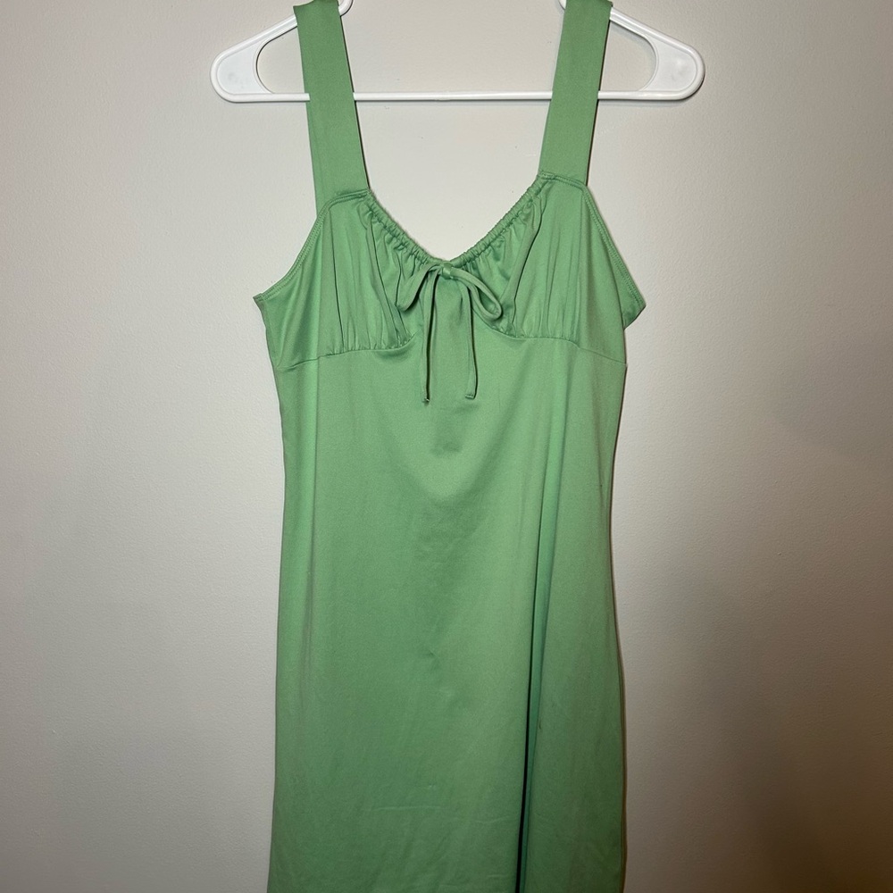 Green Sleeveless Dress
